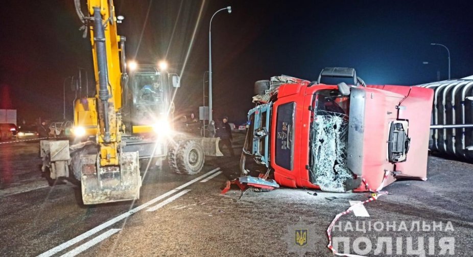 Водій MAN був під дією наркотиків. Що відомо про ДТП з фурами та таксі у Харкові
