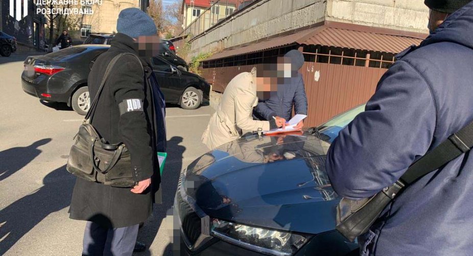 Нардепу Гео Леросу вручили підозру за непристойні жести у Раді   