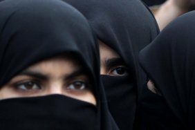 Таліби заборонили жінкам самостійно подорожувати на відстань понад 72 кілометри