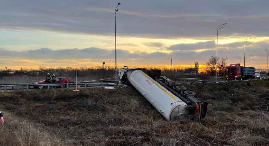There was another accident with ammonia near Vinnitsa: a tanker overturned