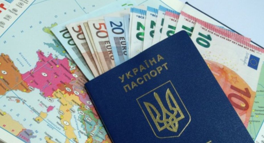 Кабмін затвердив безвіз ще з однією курортною країною