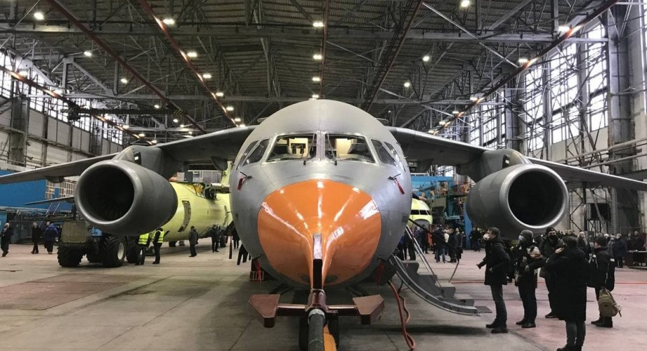 У Києві представили перший серійний літак Ан-178