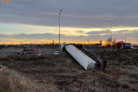 There was another accident with ammonia near Vinnitsa: a tanker overturned