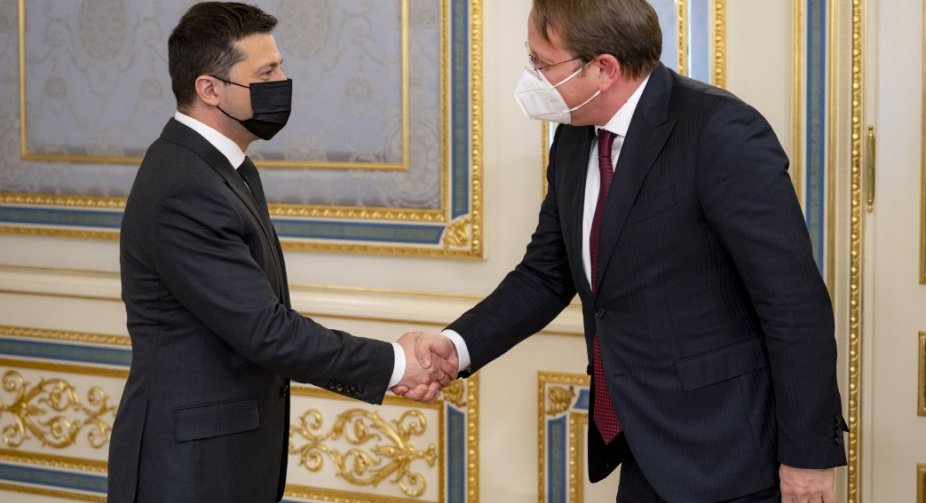 Zelensky discussed energy security of Ukraine and EU countries with Commissioner Varhei