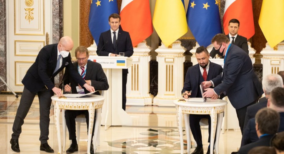 A number of bilateral documents were signed as a result of the meeting of the presidents of Ukraine and France in Kiev. Details