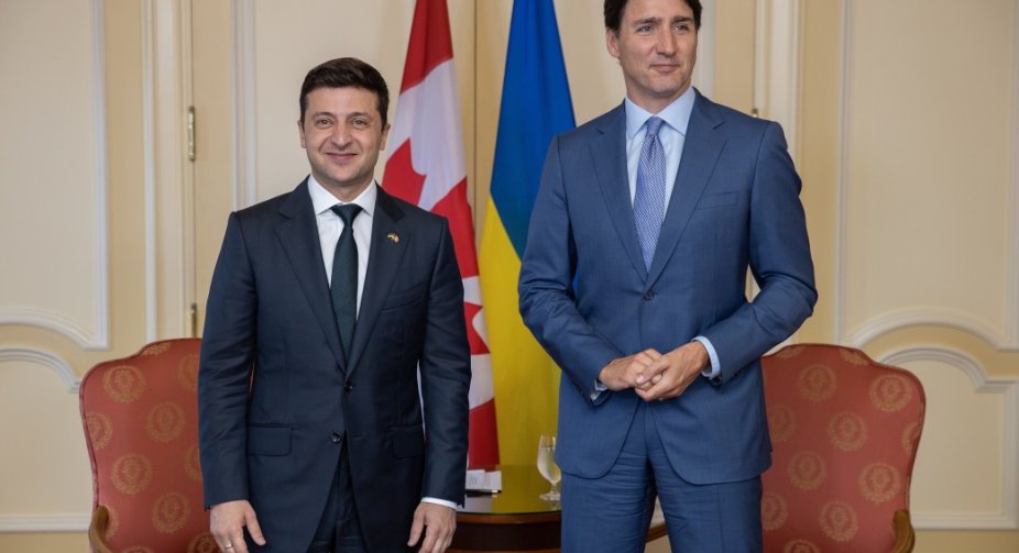 Canada imposes a number of sanctions against Russia and strengthens NATO forces - Trudeau