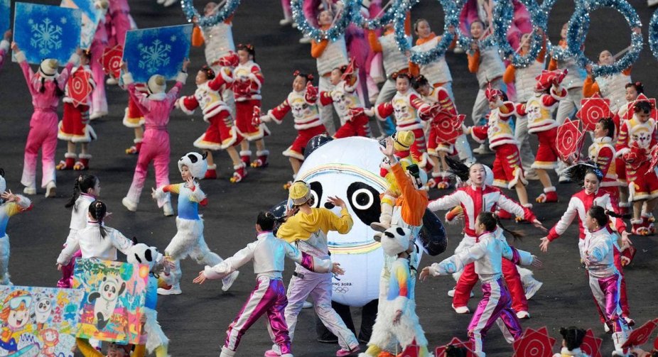 The opening ceremony of the 2022 Olympics began in Beijing. Broadcast