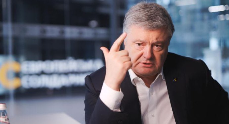 Порошенко вимагає відкликати та звільнити Пристайка з посади посла