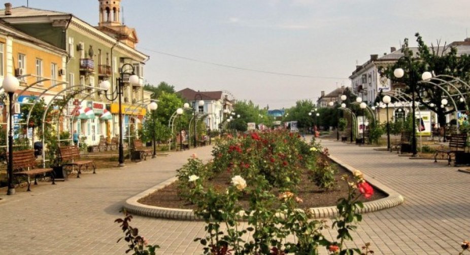 Berdyansk today! People singing the anthem of Ukraine (video) 