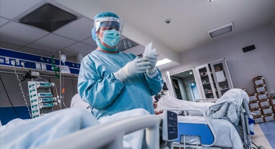 34,353 COVID-19 cases per day