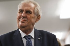 Президент Чехії Земан закликав відключити Росію від SWIFT