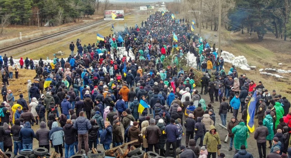 For the third time, Energodar residents blocked the occupants from entering the city