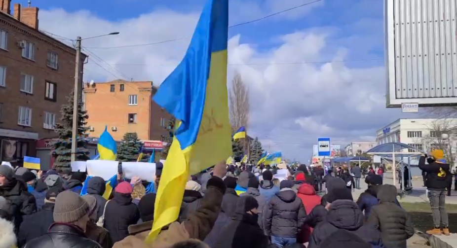 Right now - a rally against the occupiers in Nova Kakhovka