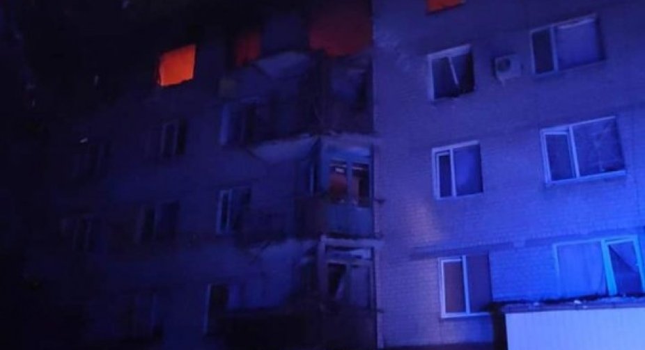 У Харкові окупанти вночі обстріляли гуртожиток та трансформаторну підстанцію. Прогриміли вибухи в Івано-Франківську, Луцьку, Дніпрі