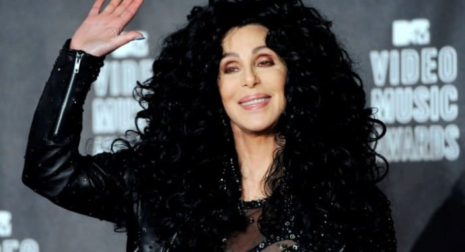 Cher supported the Ukrainians