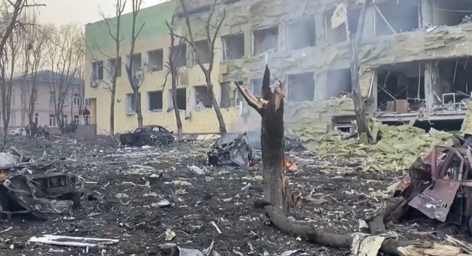 Airstrike by Russian troops destroyed a children's hospital in the center of Mariupol - head of the Donetsk Regional Public Association