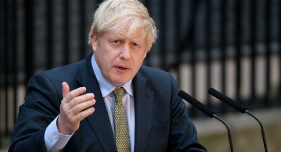 Boris Johnson: Putin in "total panic," fearing a pro-democracy uprising in Moscow