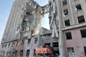 Число загиблих під час обстрілу Миколаївської ОДА досягло 13