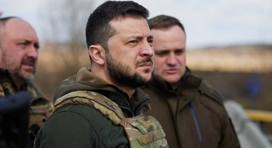 Зеленський про Маріуполь: Сподіваємося знайти відповідь найближчими днями, а може годинник