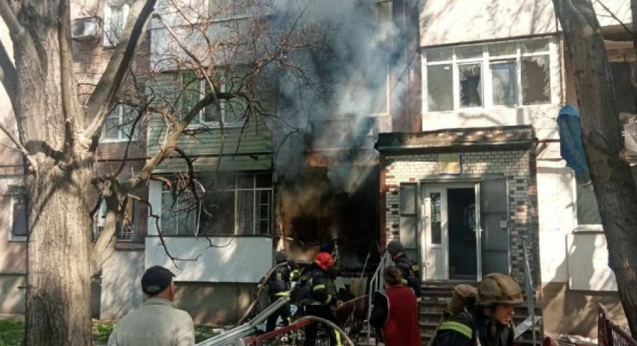 Окупанти двічі вдарили фосфорними снарядами по Авдіївці: є поранений