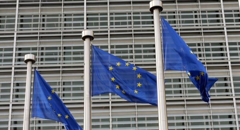 EU develops three options for restrictions on Russian oil - Bloomberg