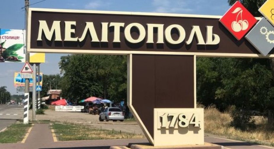They check documents, cars, and food supplies: Russian occupiers continue to search premises near Melitopol