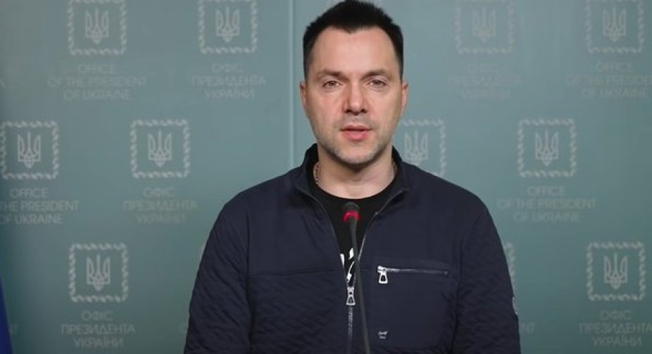 7 enemy attacks repulsed in Donbas in 24 hours - Arestovich