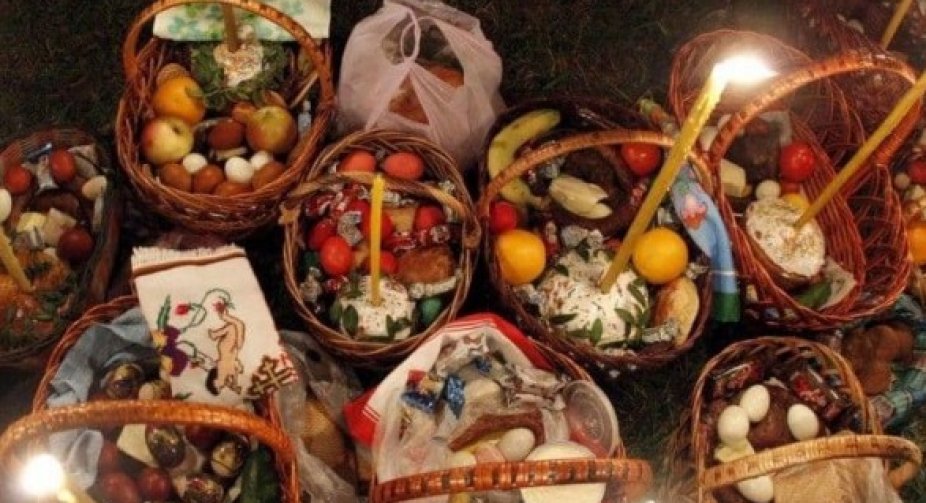 The regions changed curfew time on Easter night