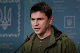 У Кремлі не поважають, у світі вважають порожнім місцем: Подоляк відповів на погрози Медведєва через затримання Медведчука