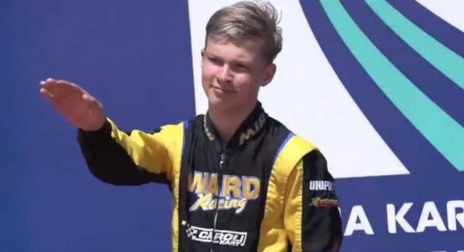 Російський гонщик продемонстрував нацистський жест на чемпіонаті Європи