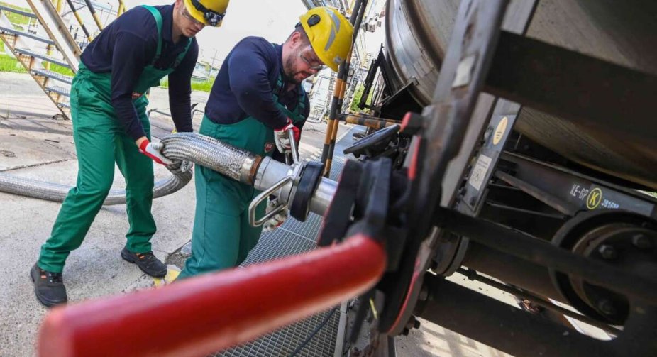 The EU is preparing to completely cut off gas supplies to Russia  