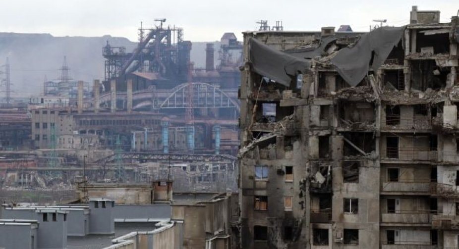 In Mariupol, the occupiers recruit workers for filtration camps and close the city because of the threat of cholera