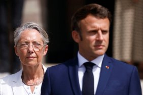 Macron did not accept the resignation of the French prime minister