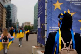 EU officially recognizes Ukraine as an accession candidate: draft decision
