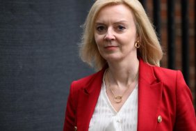 Глава МЗС Британії вважає реалістичним відвоювання всієї території України