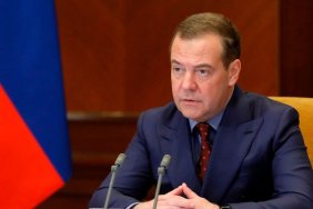 Медведєв пригрозив Україні через можливе постачання США газу по ленд-лізу