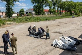 Росія передала Україні перших загиблих захисників "Азовсталі" - AP