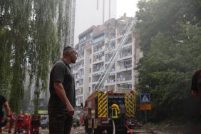 Ракетний удар по житловому будинку Києва: кількість постраждалих продовжує зростати