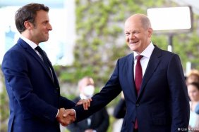 Macron and Scholz discuss aid to Ukraine and EU energy independence in Paris