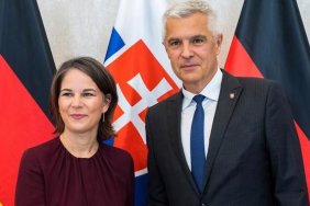 German foreign minister promises Slovakia long-term deployment of military and air defense