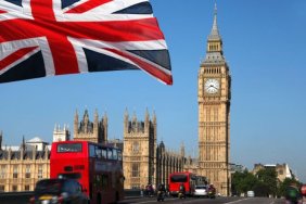Rishi Sunak and Liz Truss vie for the role of UK leader