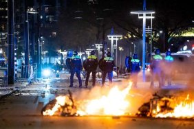 Dutch police opened fire on protesting farmers
