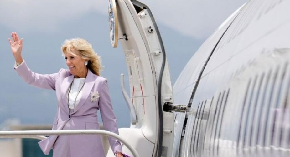 COVID-19 was detected in the first US lady, Biden is not ill - White House 