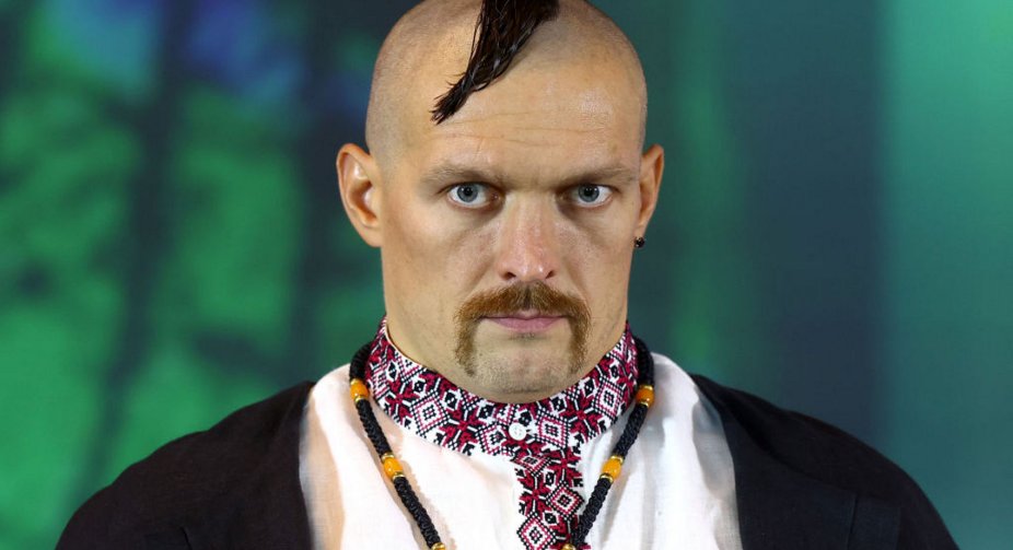 Oleksandr Usik appeared in the image of Kozak at the press-conference before the rematch with Antoni Joshua