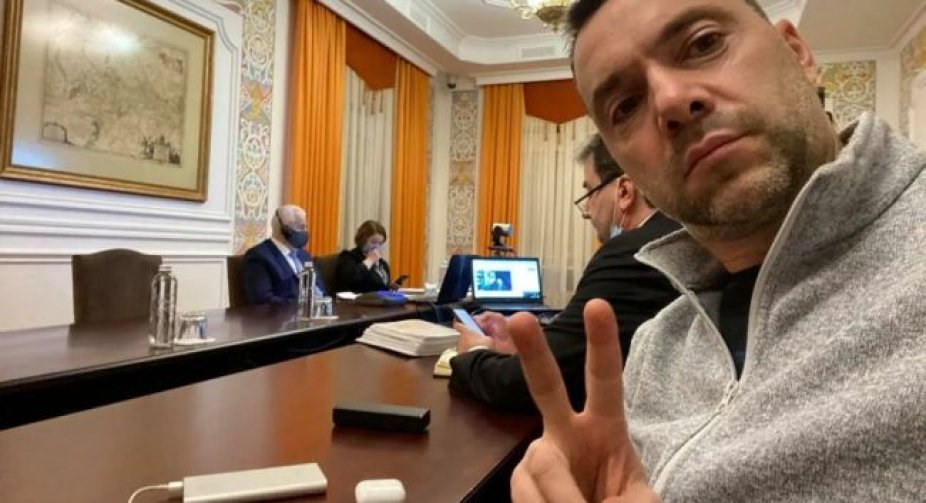 Арестович назвав єдину умову для свого походу у президенти