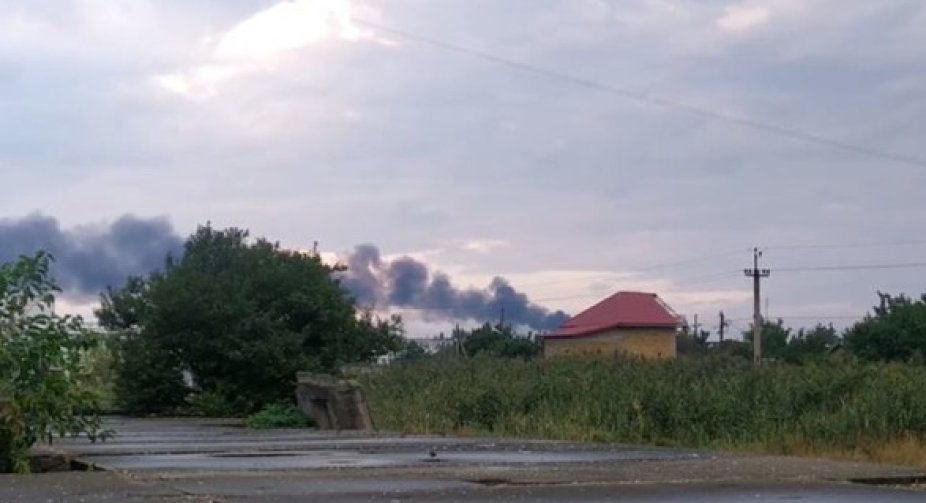 The war "unsuccessfully" came to Crimea: the occupants are flowing, locals are being urged to stay in basements