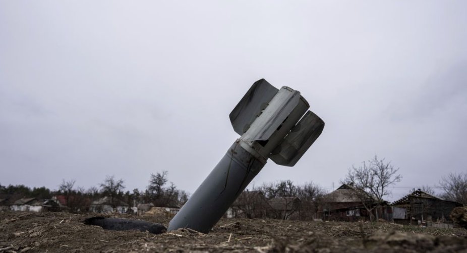 Обстріл Одещини: руйнування та пожежа на одній з баз відпочинку та в кількох приватних будівлях, є поранені