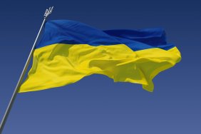 ЄС та Великобританія привітали українців із Днем державного прапора