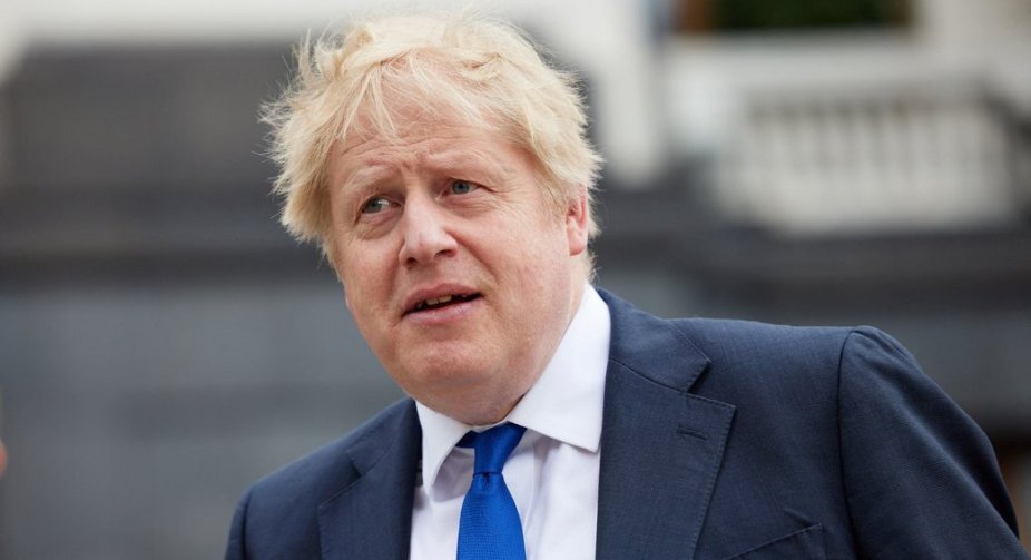 Johnson returns from a vacation in the Caribbean to run for the post of Prime Minister of Britain