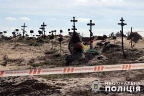 У Лимані завершено ексгумацію вбитих окупантами мешканців, у місті та околицях знайдено 166 тіл, з них 5 дітей – поліція
